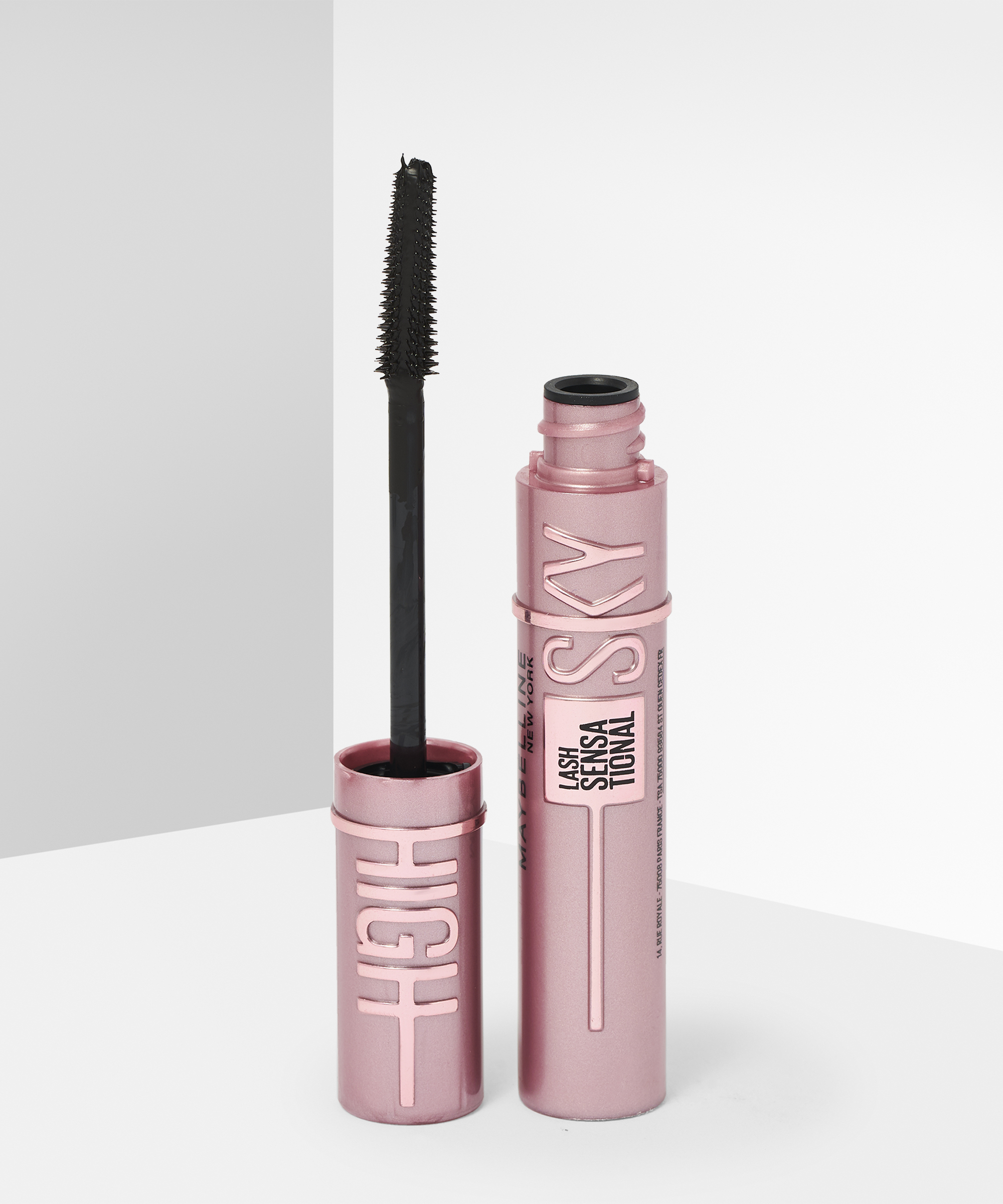 Sky high туш. Тушь мейбелин Скай Хай. Тушь Sky High Maybelline. Мейбелин Нью-Йорк тушь Скай Хай. Тушь мейбелин маскара.