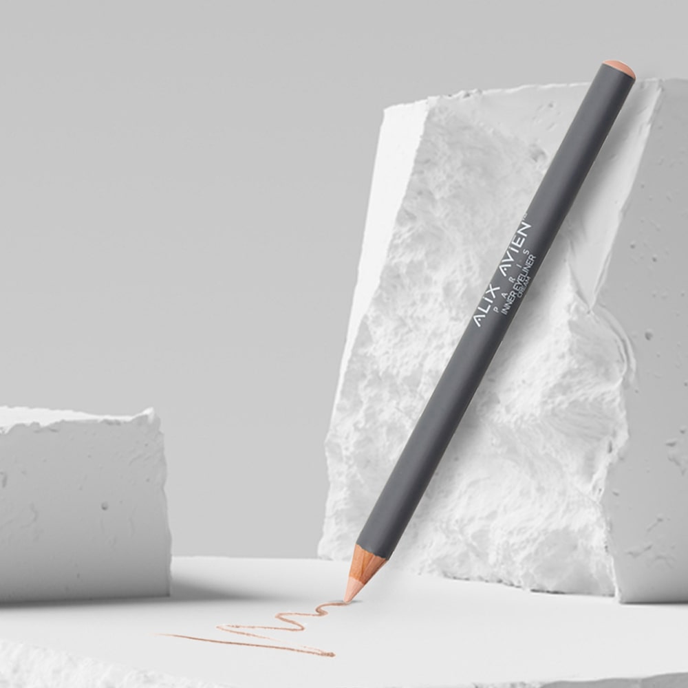 Inner-Eyeliner-Cream-Consept-1-min