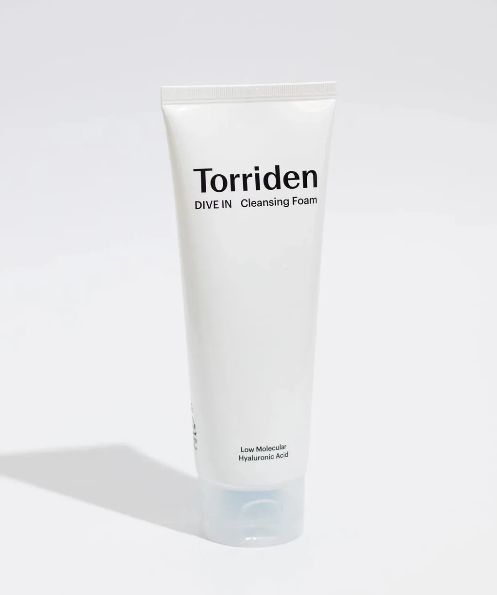Torriden-DIVE-IN-Low-Molecular-Hyaluronic-Acid-Cleansing-Foam_1024x