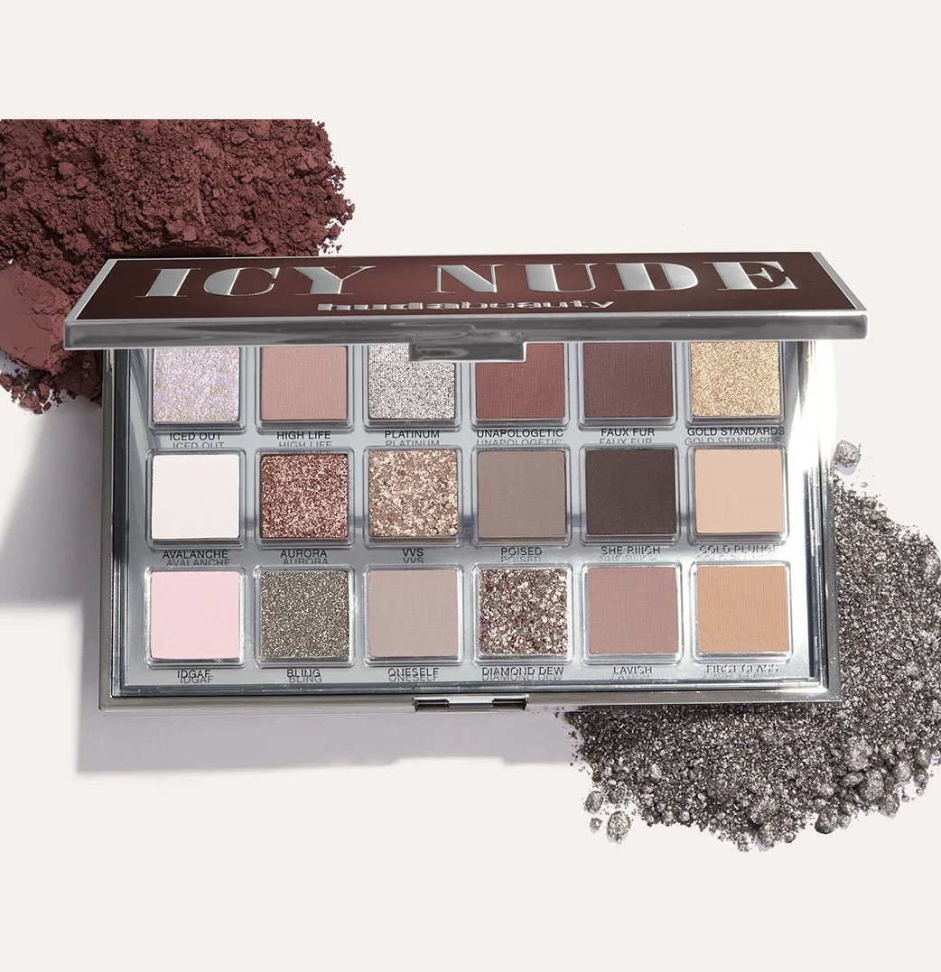 Huda-Beauty-Icy-Nude-Eyeshadow-Palette-XOXO-Beauty-1769